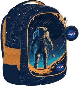   MUST TEAM NASA ASTRONAUT IN UNIVERSE 3    