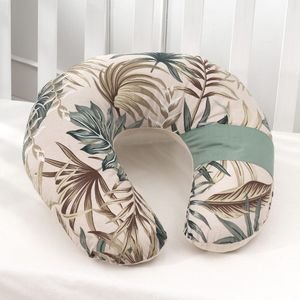   ABO TROPICAL LEAVES